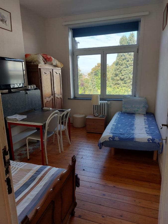 מלון בריסל Rustic Rest מראה חיצוני תמונה